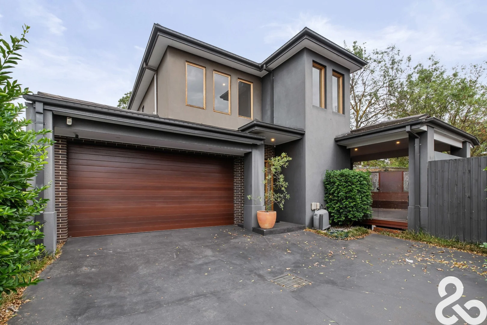 2/3 Box Street, Reservoir VIC 3073