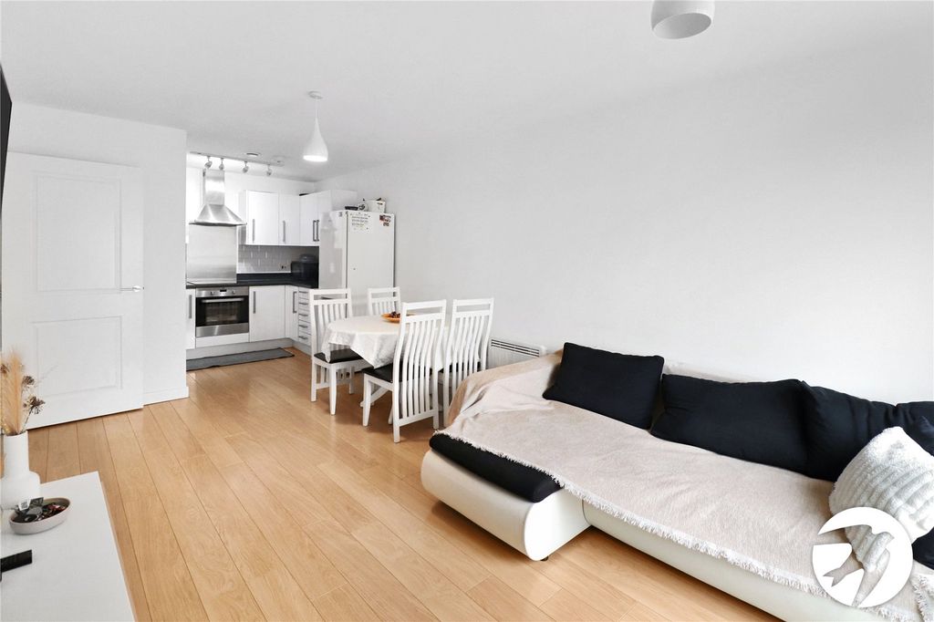 Additional image 2 of 2 bed flat for saleLittle Brights Road, Belvedere DA17