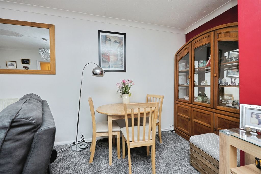 Additional image 7 of 2 bed flat for saleChapel Street, Shipdham, Thetford IP25