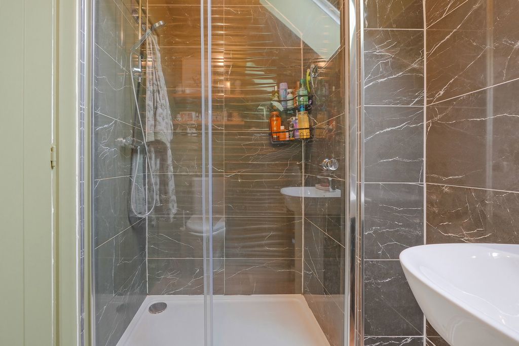 Additional image 13 of 4 bed town house for saleWoodyard Avenue, Tapton, Chesterfield S41