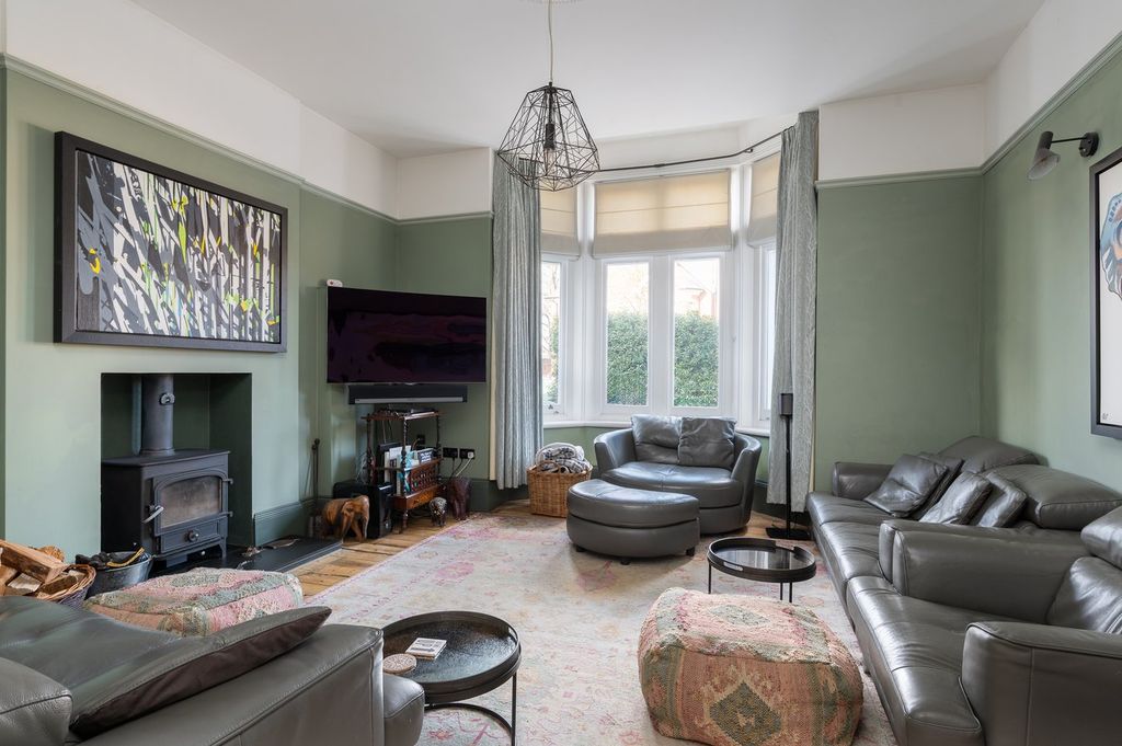 Additional image 10 of 7 bed detached house for saleGoldington Road, Bedford MK40