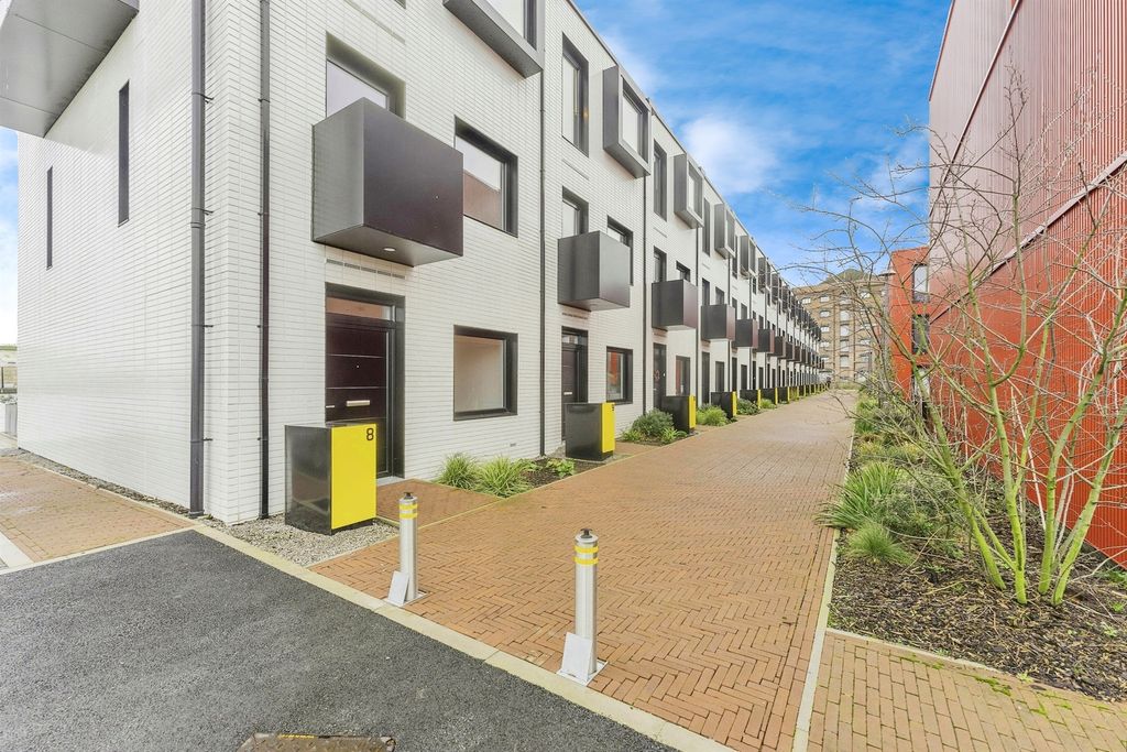 Additional image 5 of 3 bed property for saleRedbridge Quay, Birkenhead CH41