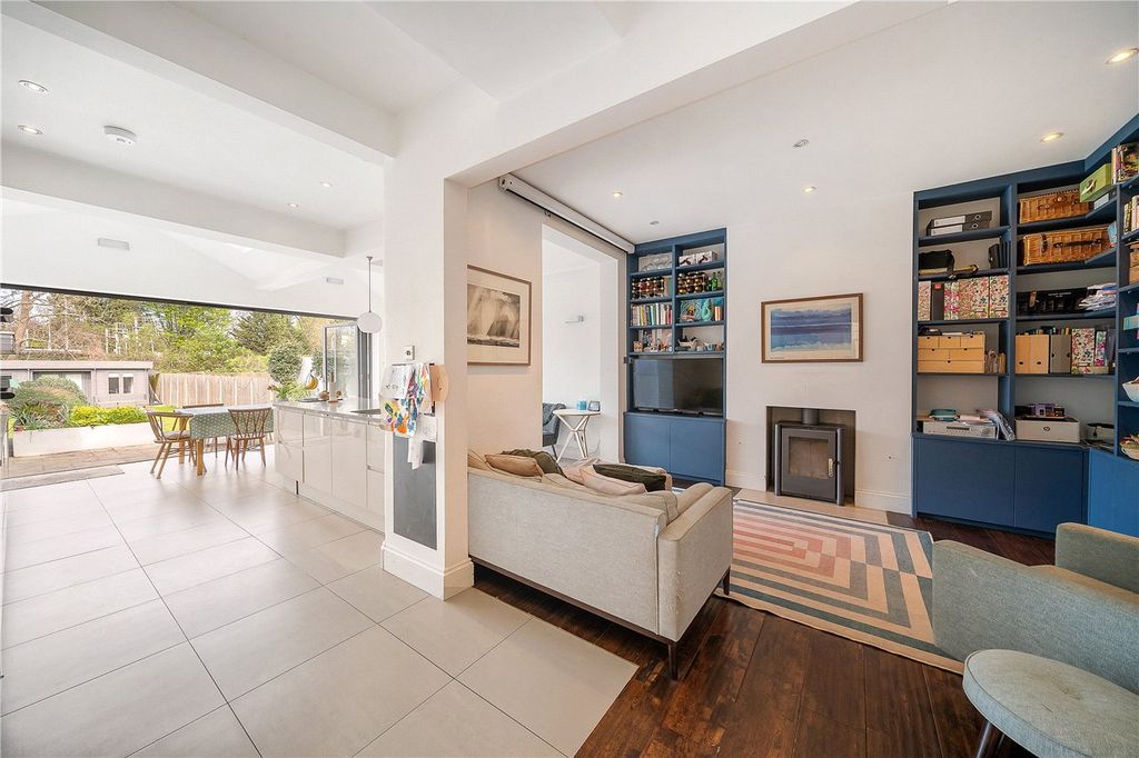 Additional image 2 of 4 bed semi-detached house for saleBarnmead Road, Beckenham BR3