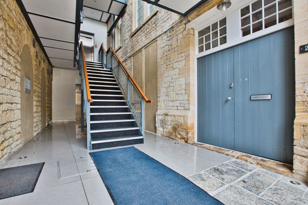 Additional image 8 of 2 bed flat for saleAbbey Street, Crewkerne TA18