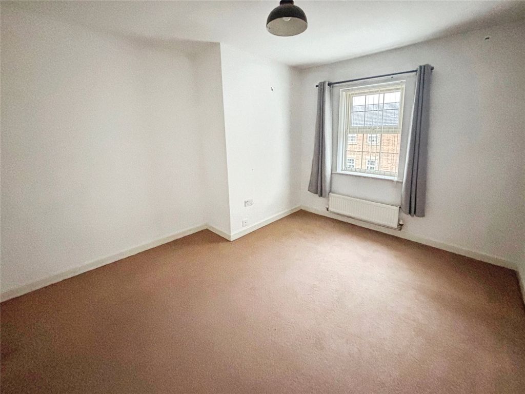 Additional image 8 of 2 bed flat for saleFarnley Road, Woodfield Plantation, Doncaster, South Yorkshire DN4