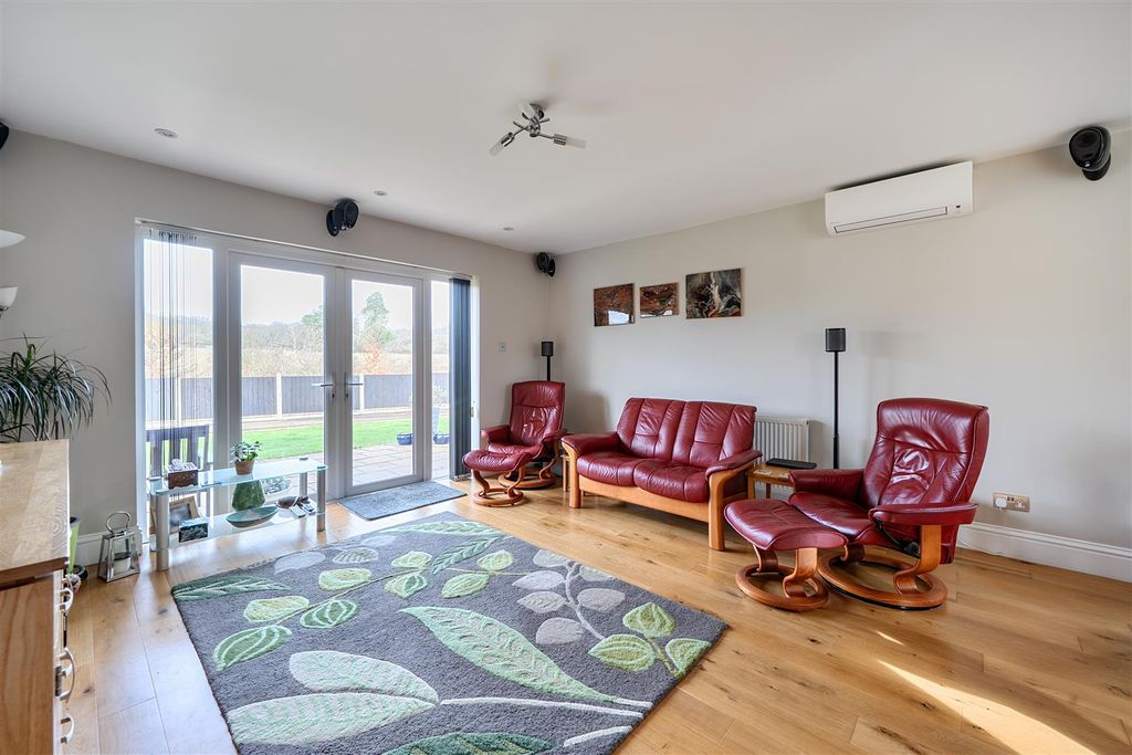 Additional image 11 of 3 bed detached bungalow for saleBushey Shaw, Ashtead KT21