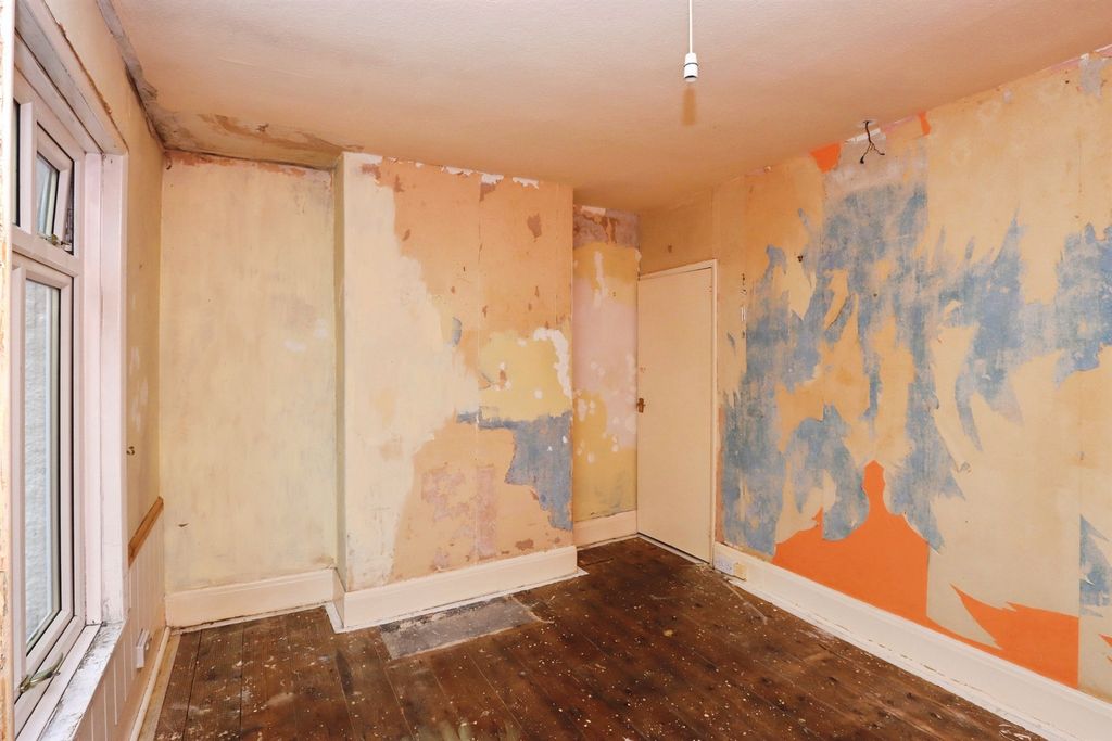Additional image 11 of 2 bed terraced house for saleSanforth Street, Chesterfield S41