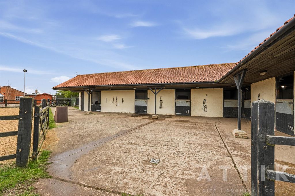 Additional image 83 of 5 bed equestrian for saleBarnaby Green, Wangford, Beccles NR34