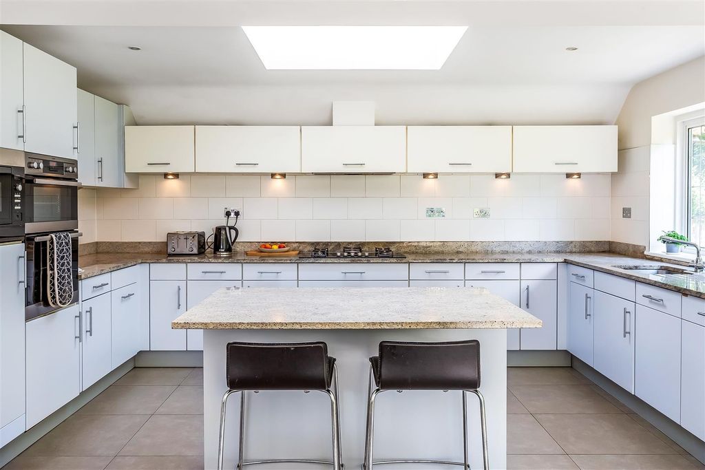Additional image 5 of 4 bed detached house for saleCrampshaw Lane, Ashtead KT21