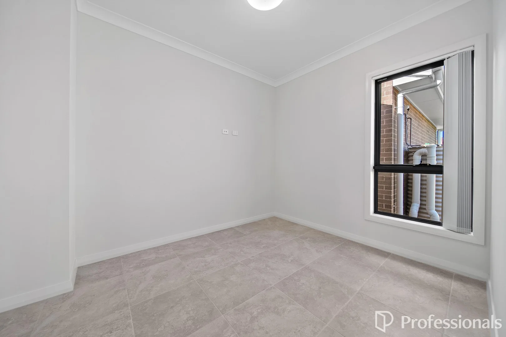 Additional image 9 of 57 Biscay Circuit, Menangle Park NSW 2563
