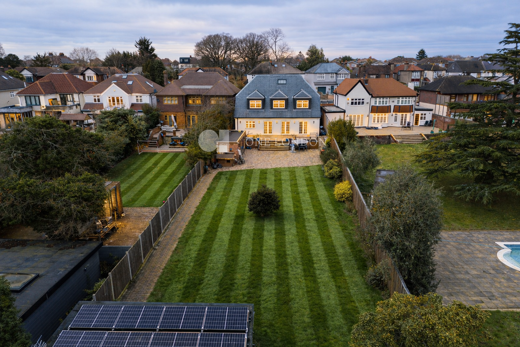 Additional image 28 of 7 bed country house for saleBean Road, Bexleyheath DA6