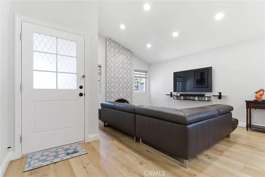 Additional image 9 of 1019 Meadowview Court, Corona, CA 92880