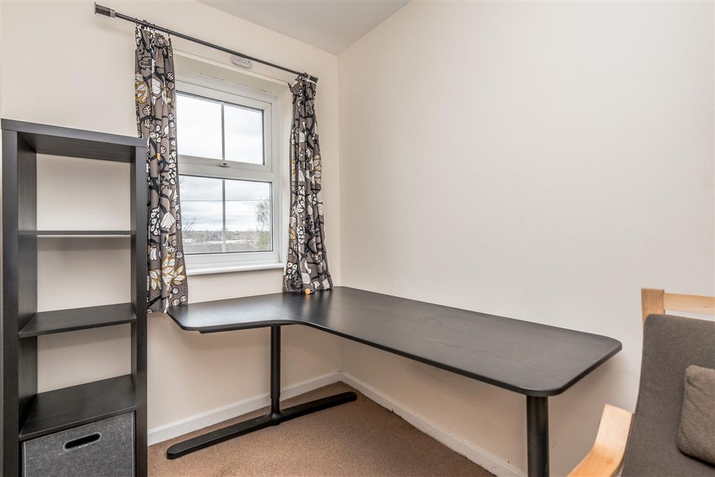 Additional image 10 of 2 bed flat for saleHardrow Road, Leeds LS12