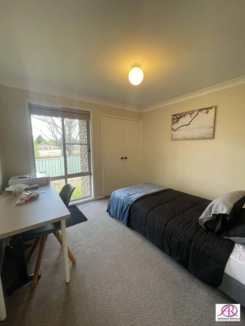 Additional image 10 of 8 Fiona Place, Armidale NSW 2350