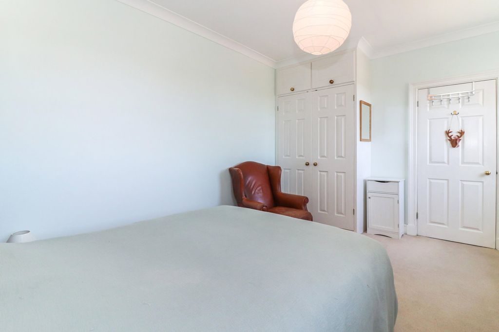Additional image 19 of 2 bed flat for saleShardeloes, Missenden Road, Amersham HP7
