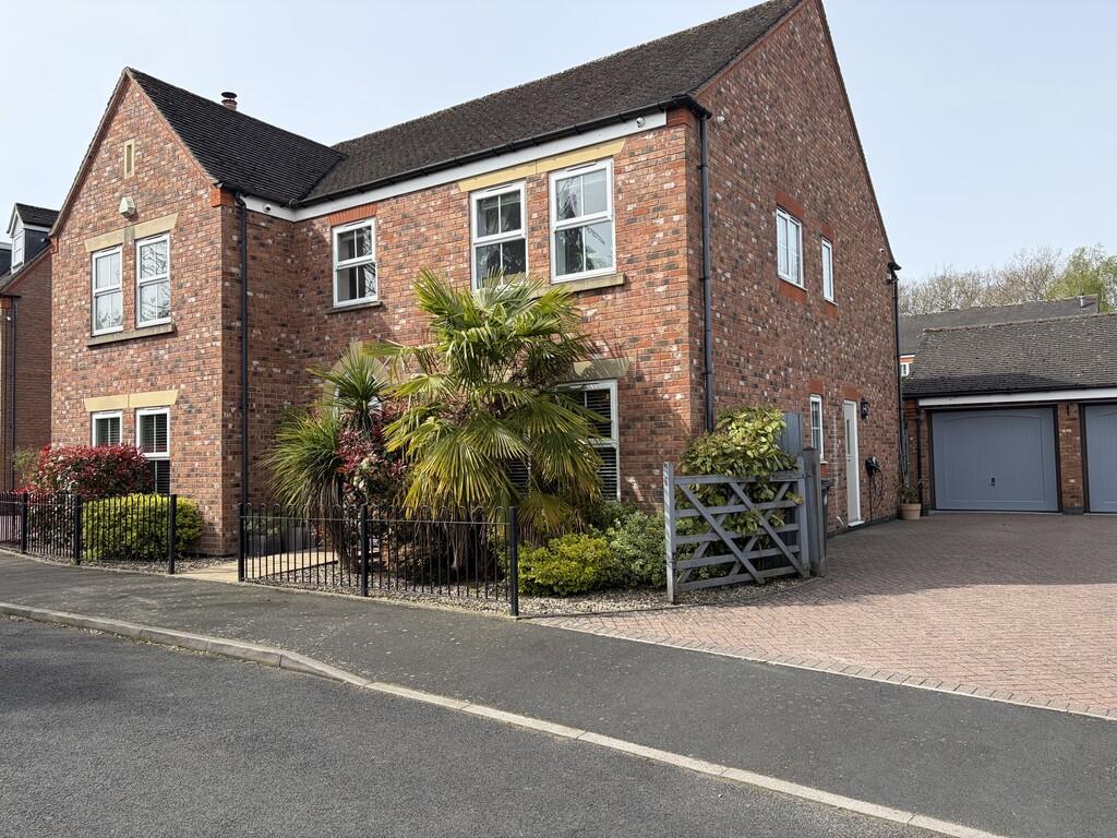 Three Acres Lane, Shirley