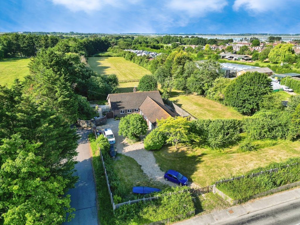 4 bed bungalow for saleMain Road, Emsworth, West Sussex PO10