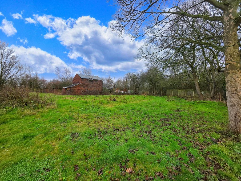 Additional image 37 of 5 bed detached house for saleLund Hill Lane, Royston, Barnsley S71