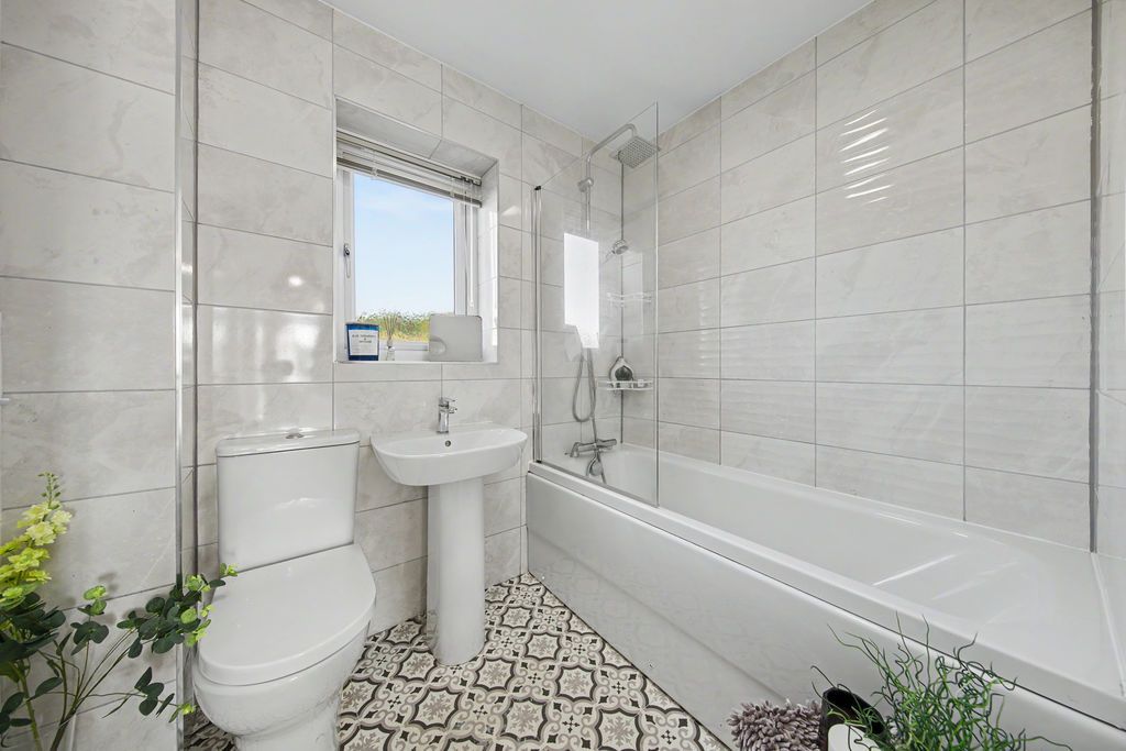 Additional image 23 of 4 bed semi-detached house for saleWoodyard Avenue, Tapton, Chesterfield S41