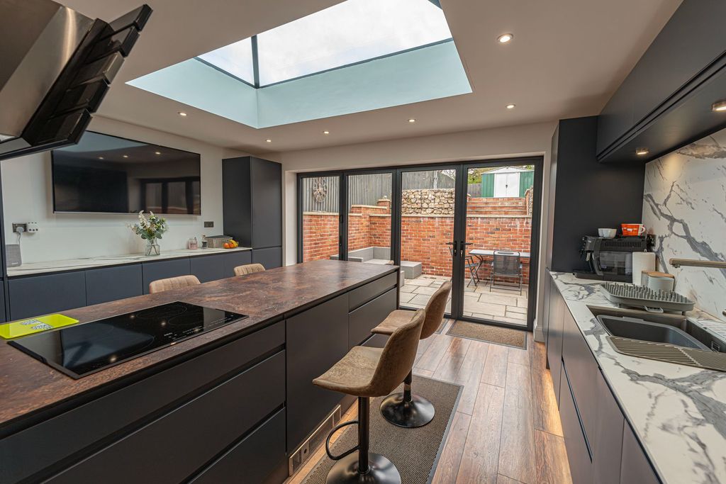 Additional image 8 of 3 bed semi-detached house for saleBrynglas Avenue, Newport NP20