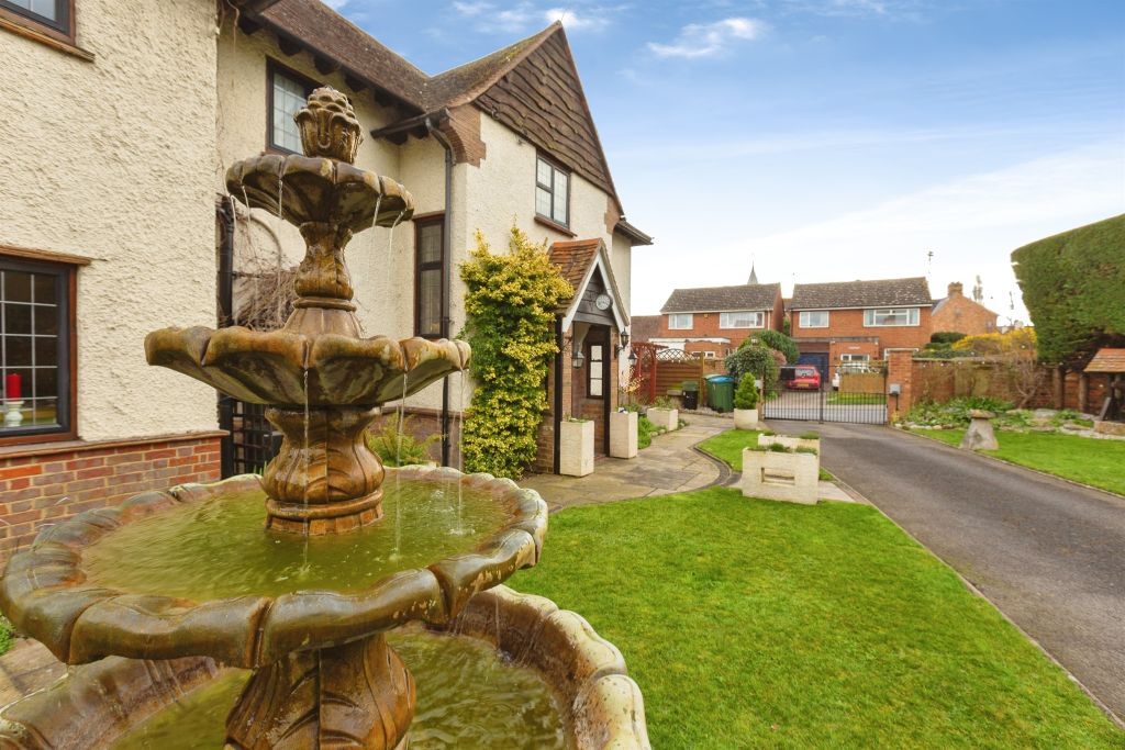 Additional image 33 of 4 bed detached house for saleParsons Lane, Bierton, Aylesbury HP22