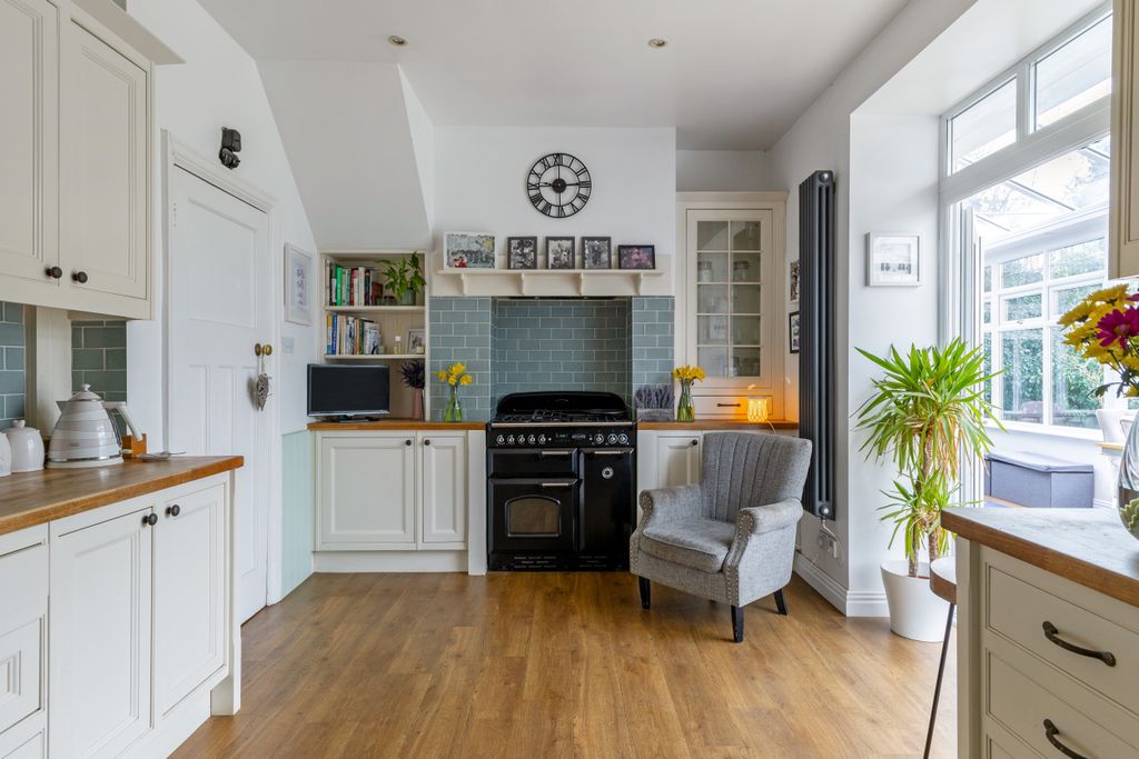 Additional image 7 of 5 bed detached house for saleOxford Road, Banbury OX16