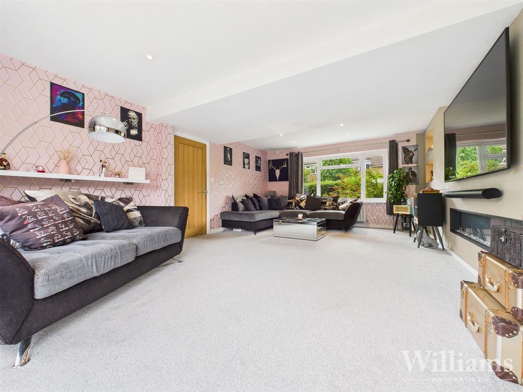 Additional image 29 of 4 bed detached house for saleBridleway, Weston Turville HP22