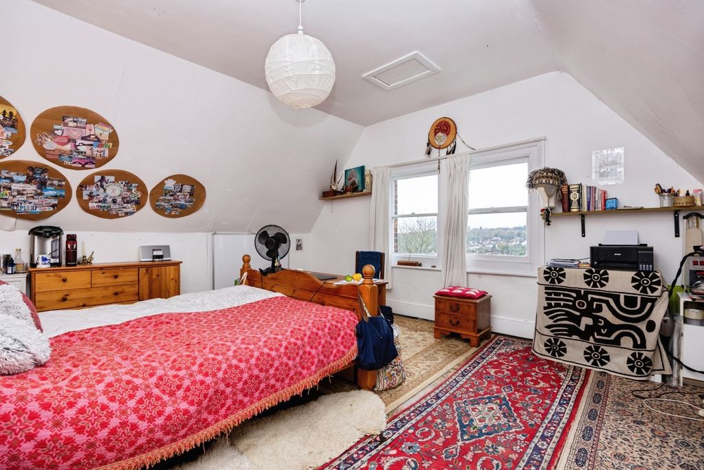 Additional image 11 of 7 bed detached house for saleCambridge Road, Aldershot, Hampshire GU11