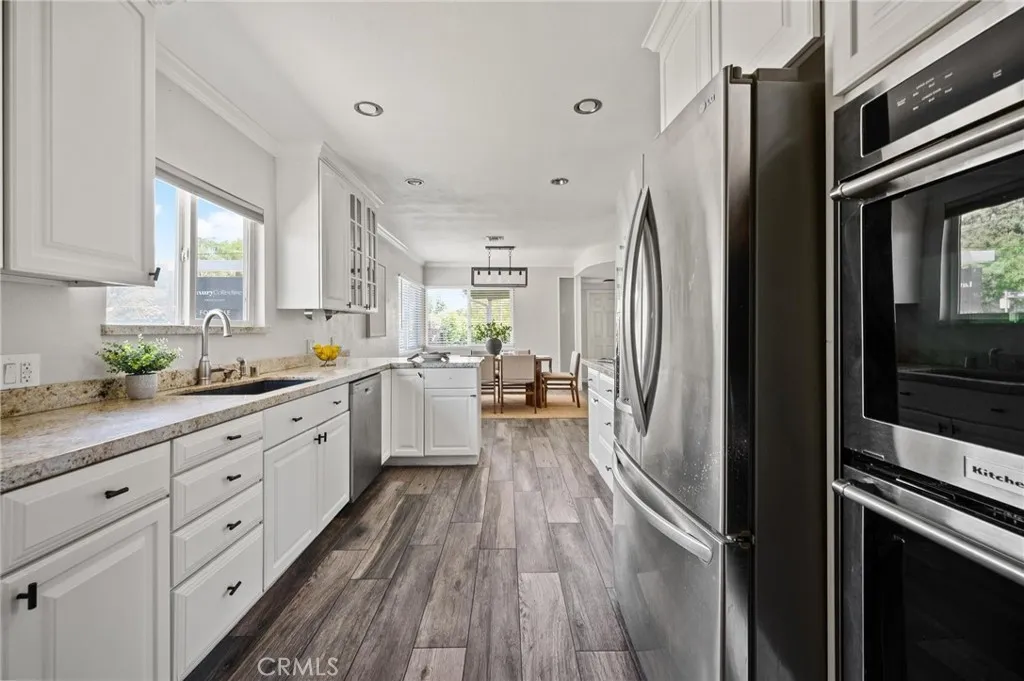 Additional image 8 of 7027 Gloria Avenue, Lake Balboa, CA 91406