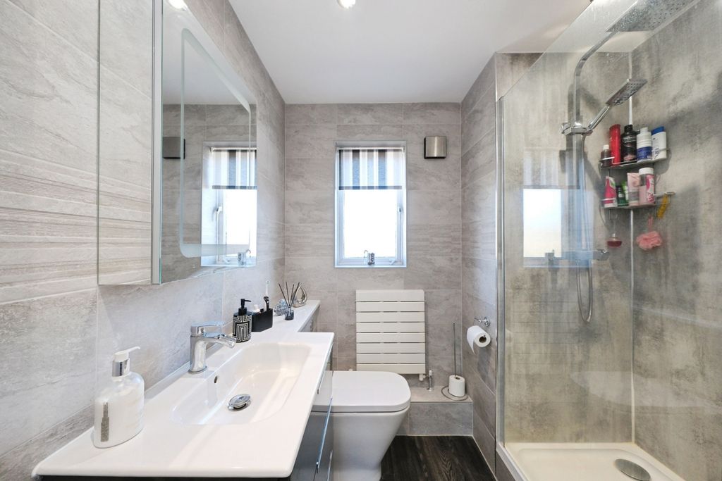Additional image 14 of 2 bed flat for saleLakeside Boulevard, Doncaster, South Yorkshire DN4