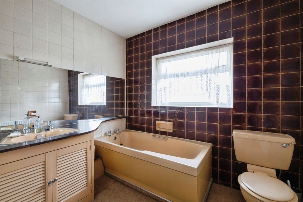 Additional image 8 of 3 bed terraced house for saleSheringham Drive, Barking IG11