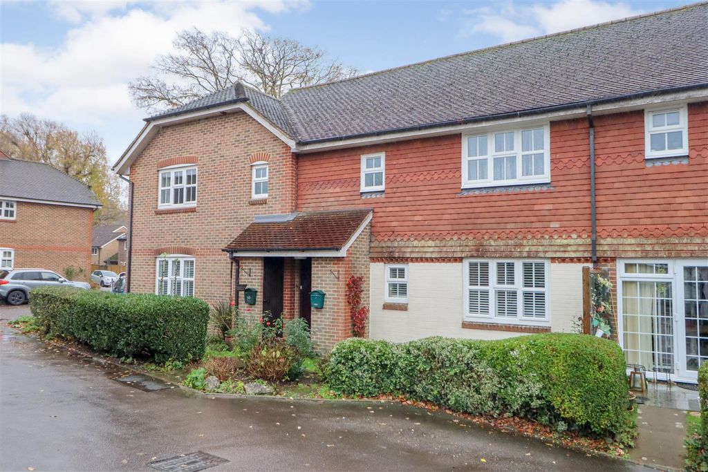 1 bed flat for saleRosehill, Billingshurst RH14