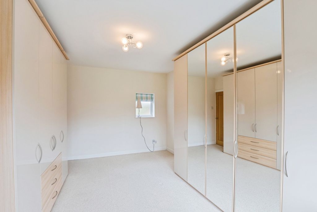 Additional image 11 of 3 bed bungalow for saleClifton Drive North, Lytham St. Annes, Lancashire FY8