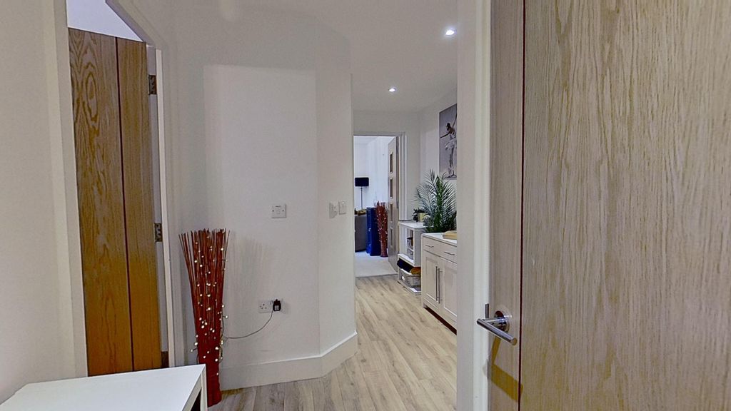 Additional image 2 of 2 bed flat for saleAlbion Road, Bexleyheath DA6