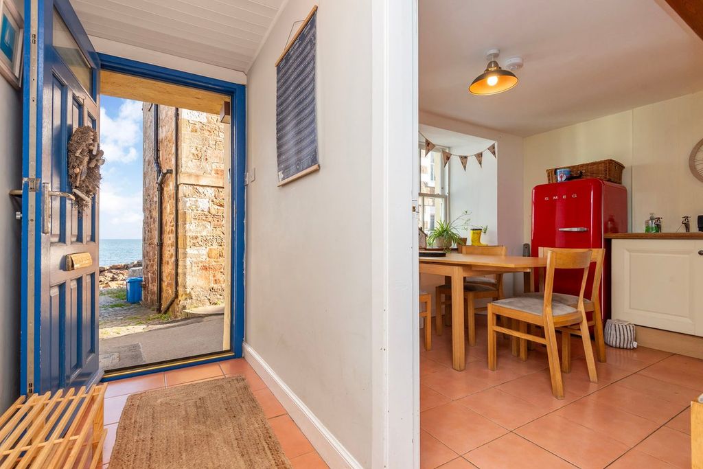 Additional image 2 of 3 bed cottage for saleGeorge Street, Cellardyke, Anstruther KY10