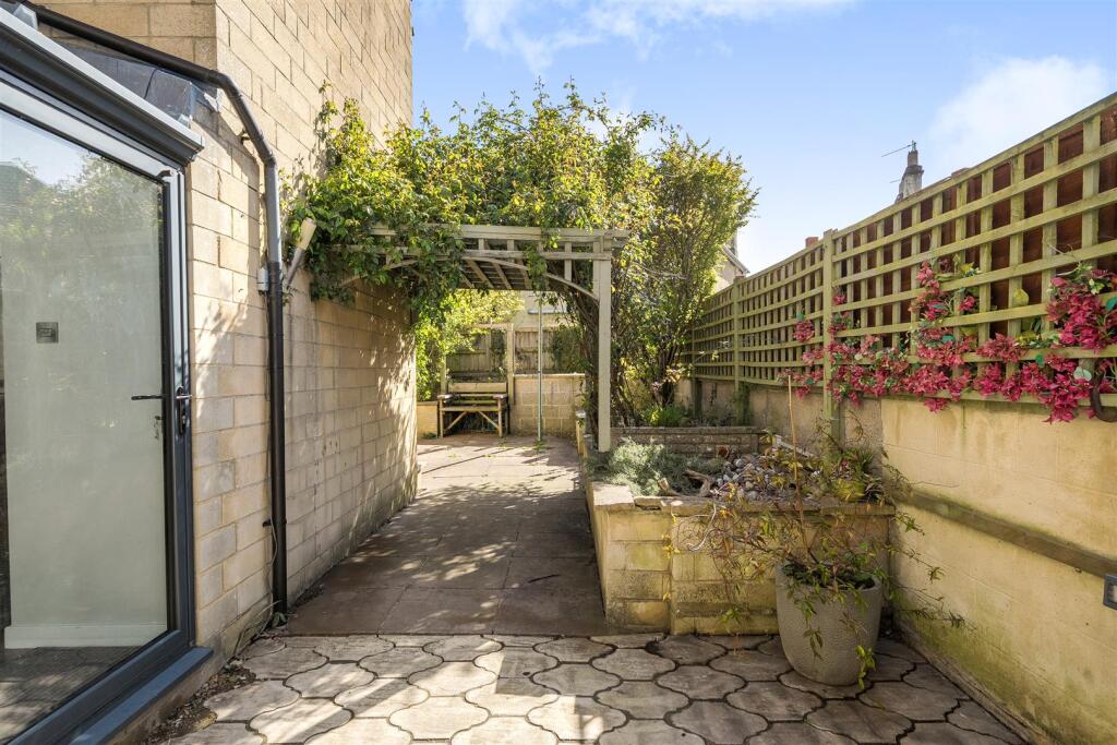 Additional image 15 of Triangle Villas, Bath
