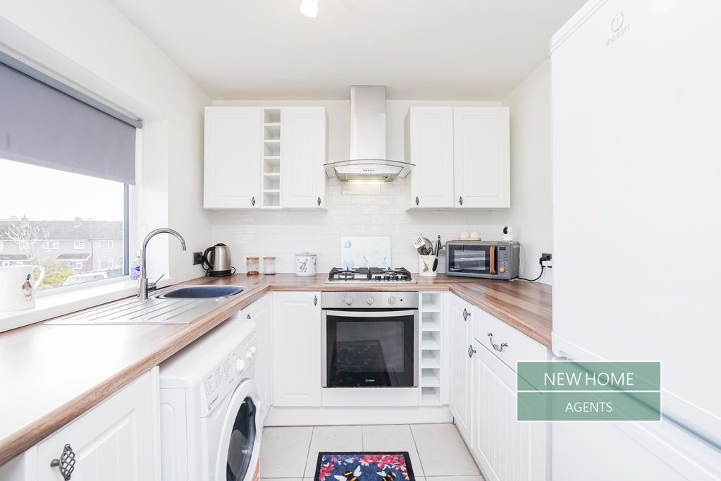 Additional image 2 of 2 bed flat for salePriory Close, Ilkeston DE7