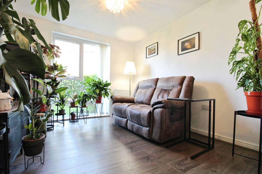 Additional image 2 of 2 bed flat for saleFfordd Y Mileniwm, Barry CF62