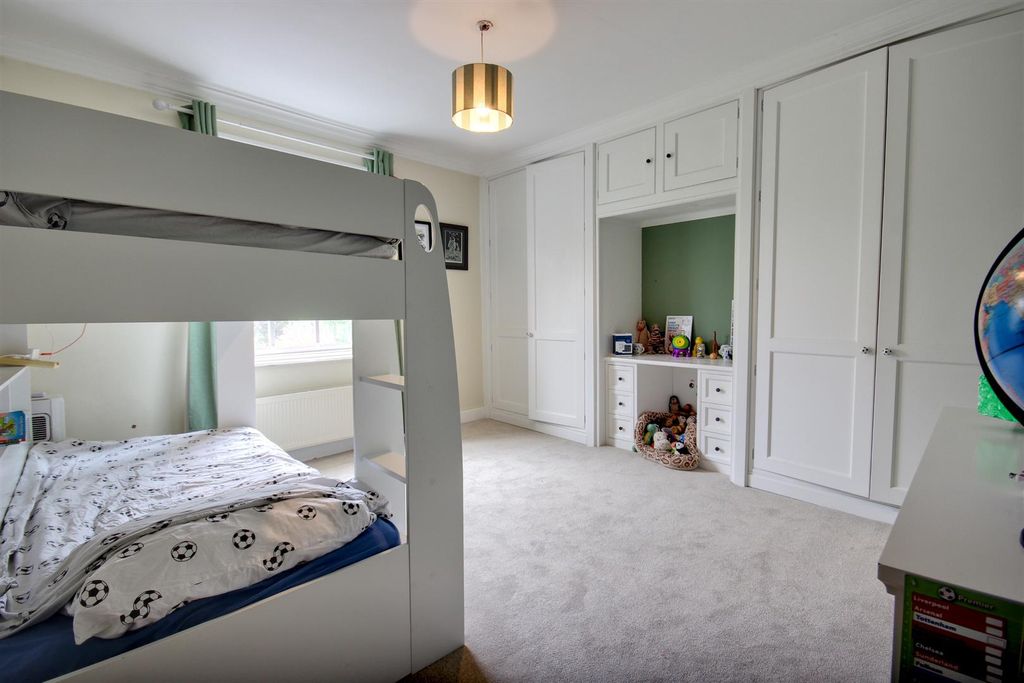 Additional image 25 of 4 bed terraced house for saleLairgate, Beverley HU17