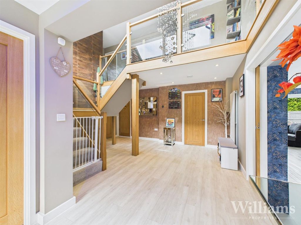 Additional image 20 of 4 bed detached house for saleBridleway, Weston Turville HP22