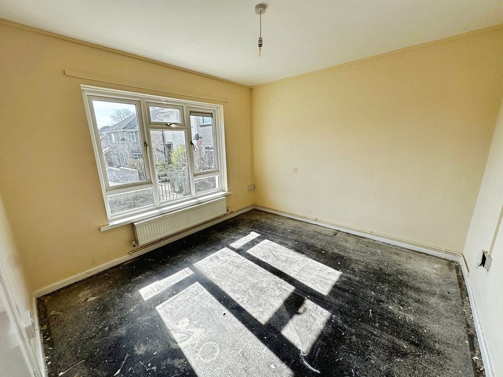 Additional image 5 of 2 bed flat for saleProtheroe Avenue, Pen-Y-Fai, Bridgend CF31