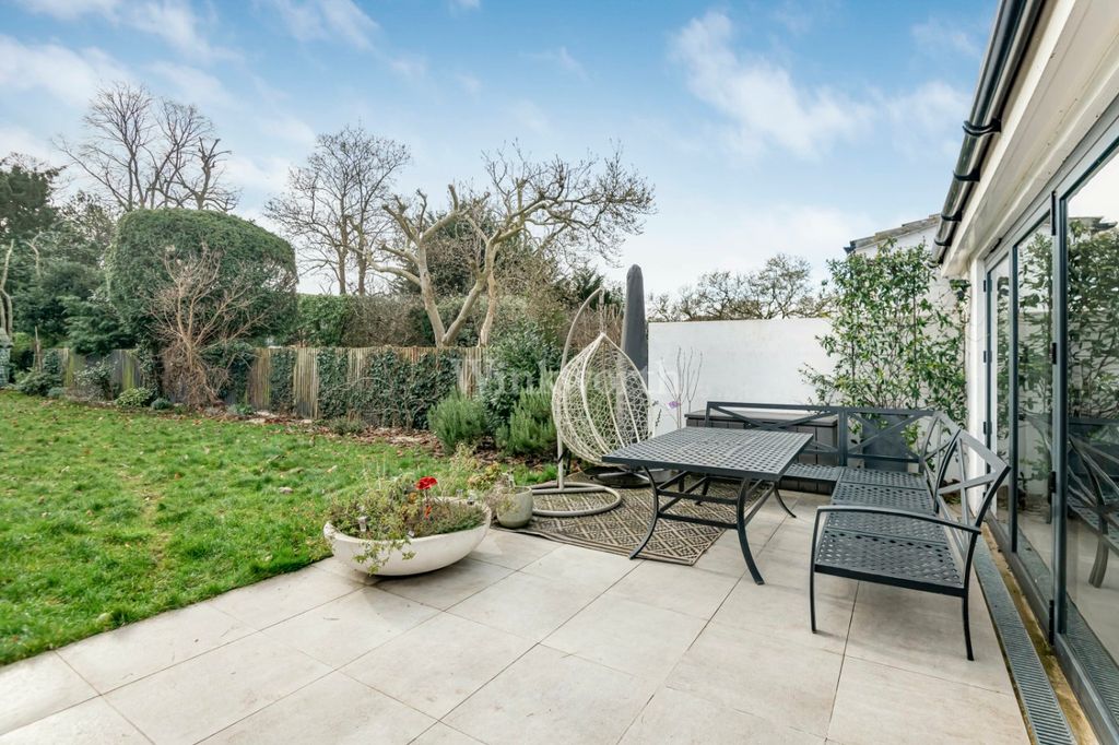 Additional image 16 of 5 bed detached house for saleThe Mead, Beckenham BR3