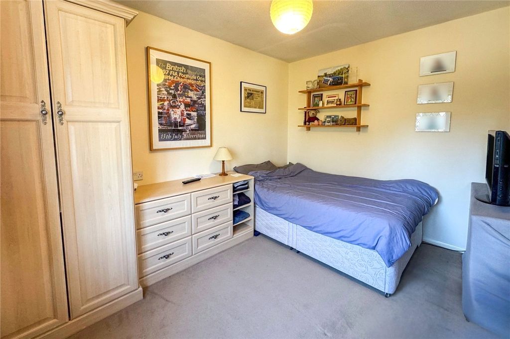 Additional image 11 of 4 bed detached house for saleWinton Road, Aldershot, Hampshire GU11