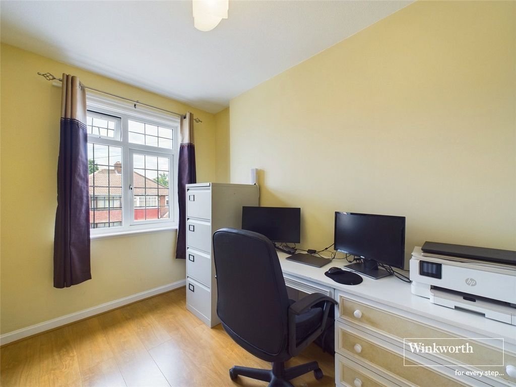 Additional image 10 of 5 bed semi-detached house for saleConiston Gardens, Kingsbury, London NW9