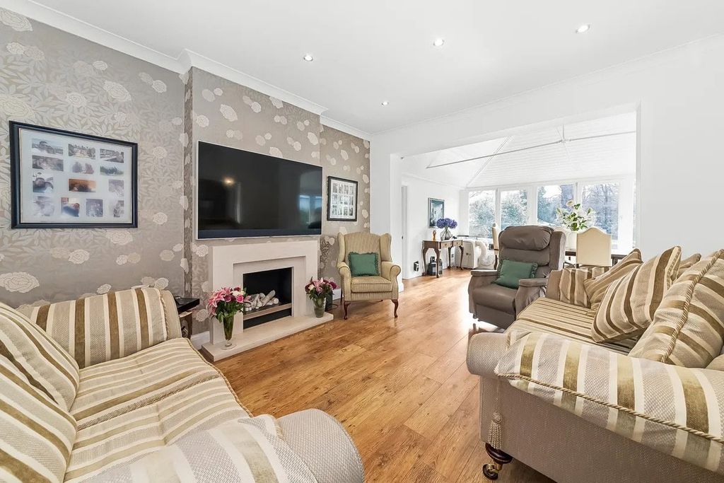 Additional image 2 of 4 bed detached house for saleSouth Eden Park Road, Beckenham BR3