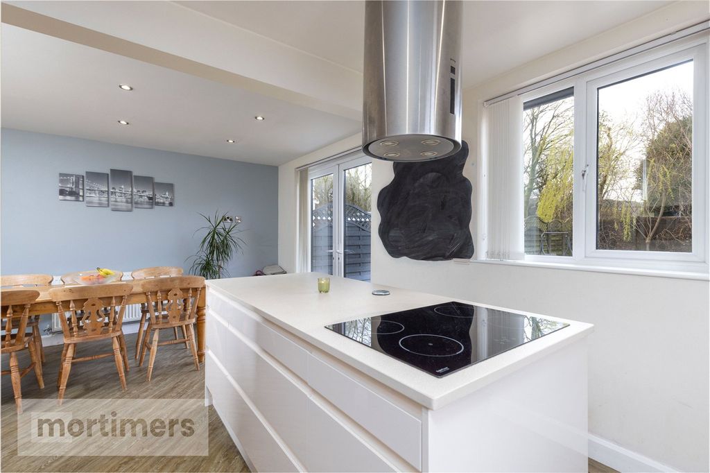 Additional image 10 of 4 bed semi-detached house for saleShelley Drive, Accrington, Lancashire BB5