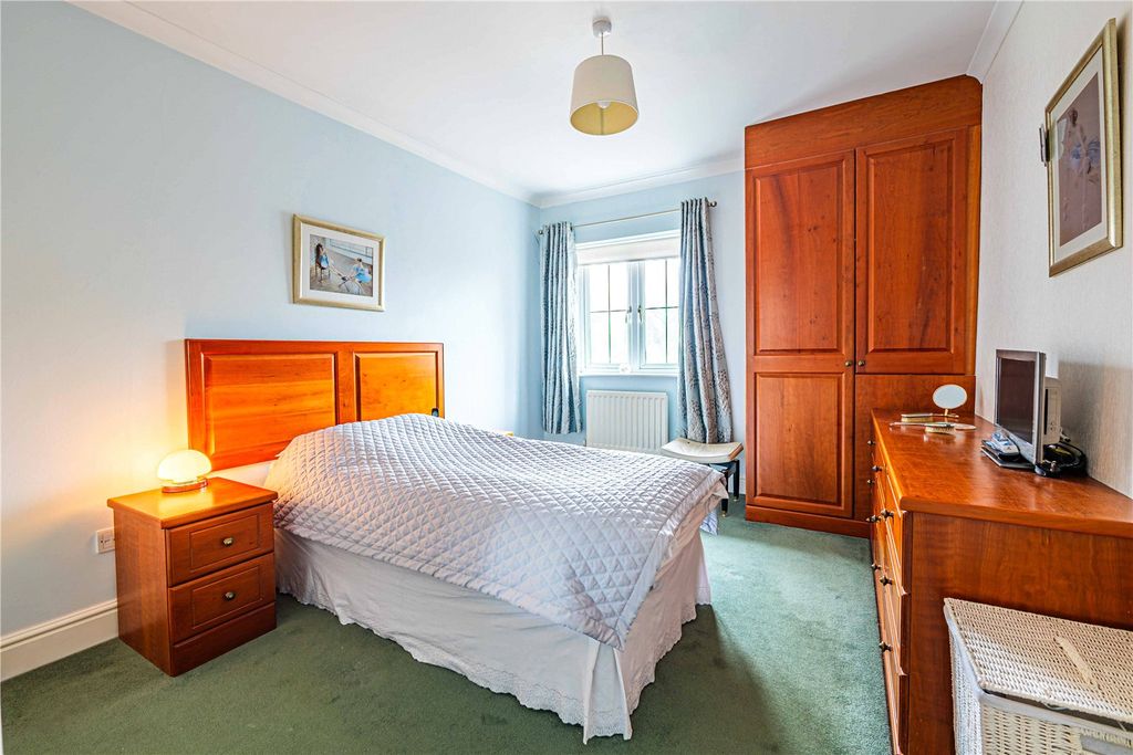 Additional image 21 of 5 bed detached house for saleShenstone Hill, Gravel Path, Berkhamsted, Hertfordshire HP4