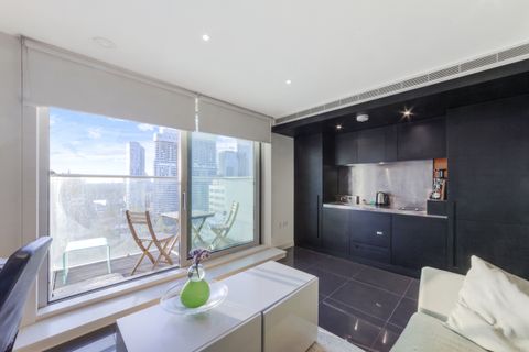 West Tower, 1 Pan Peninsula Square, Canary Wharf, London E14, Studio to rent