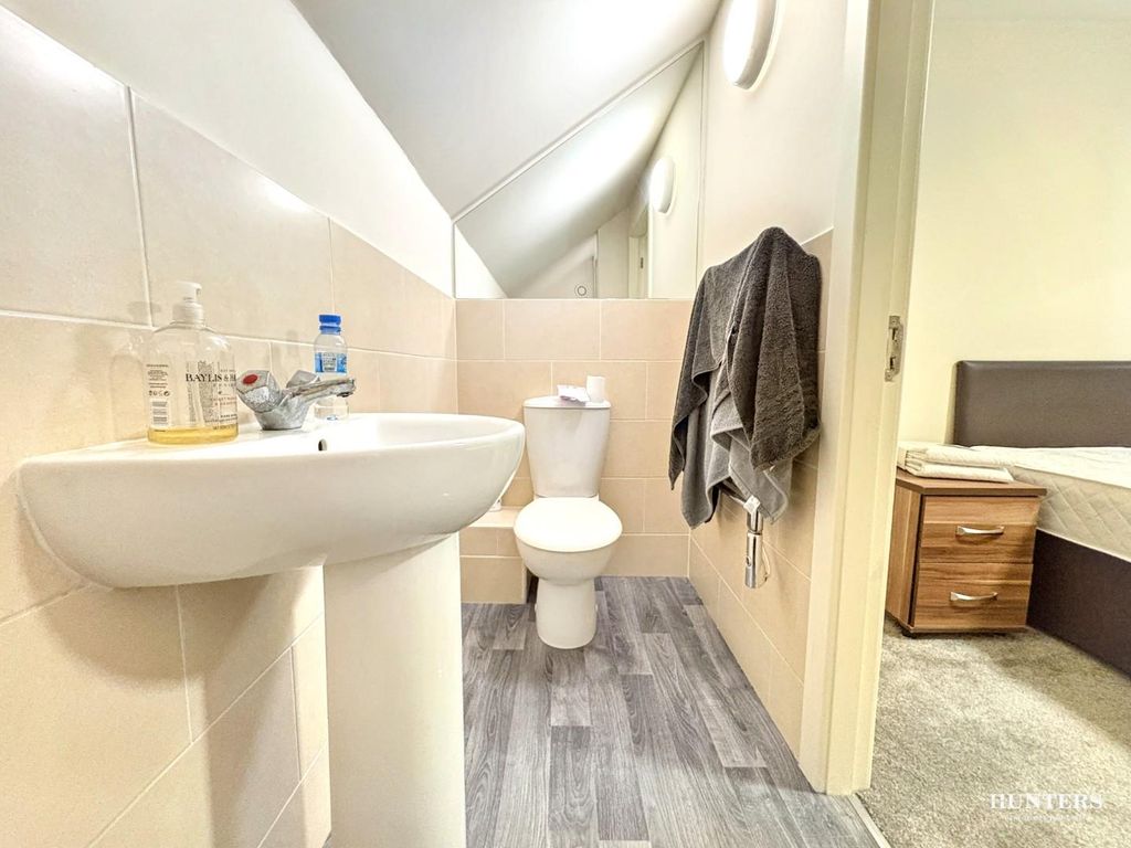 Additional image 15 of 1 bed flat for saleUpper Blakeridge Lane, Batley WF17