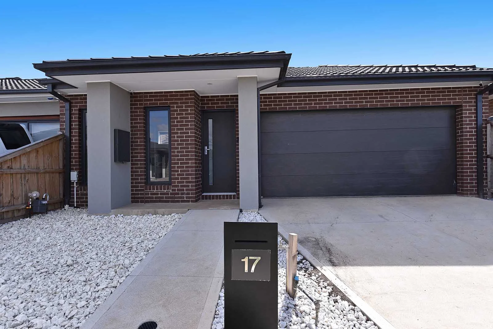 17 Dimitri Street, Fraser Rise VIC 3336